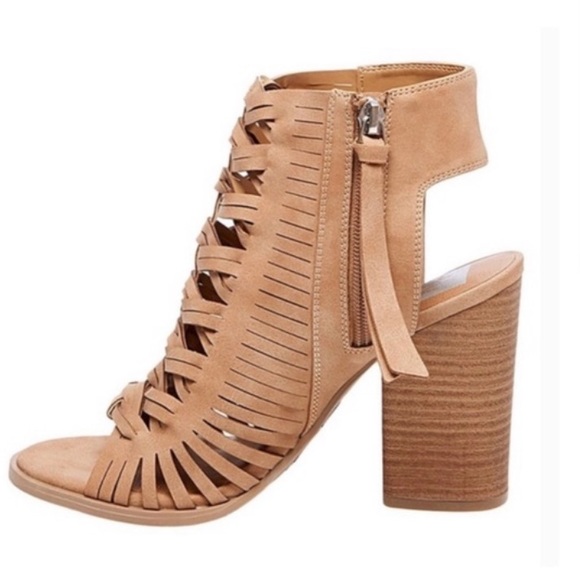 ❌SOLD❌Dolce Vita Alyson Peep Toe Bootie Size 9.5 - Picture 2 of 10